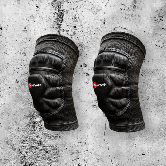 RODILLERA MIYAGI M6764 EN NYLON TERMOFORMADO